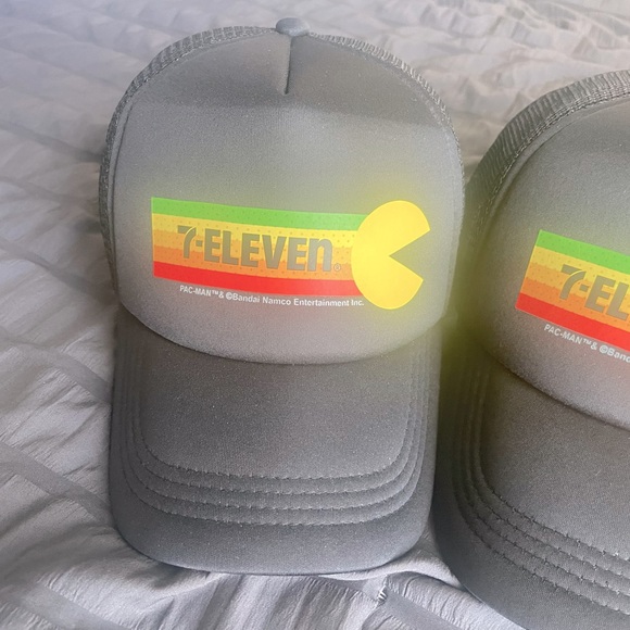 Limited Edition 7/11 Pac-Man ball 🧢 🔥🕹️🟡 - Picture 3 of 4